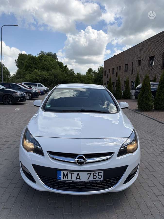 Opel Astra, 1.6 l., Хэтчбек
