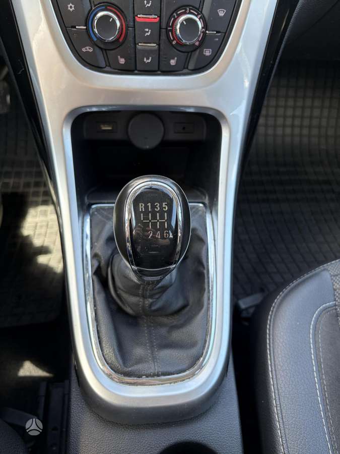 Opel Astra, 1.6 l., hatchback