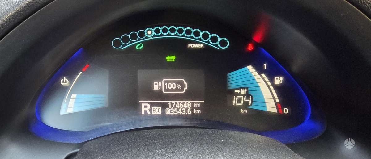 Nissan Leaf, 26 kWh, hatchback