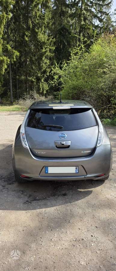 Nissan Leaf, 26 kWh, hatchback