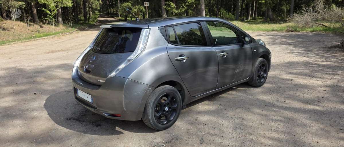 Nissan Leaf, 26 kWh, hatchback