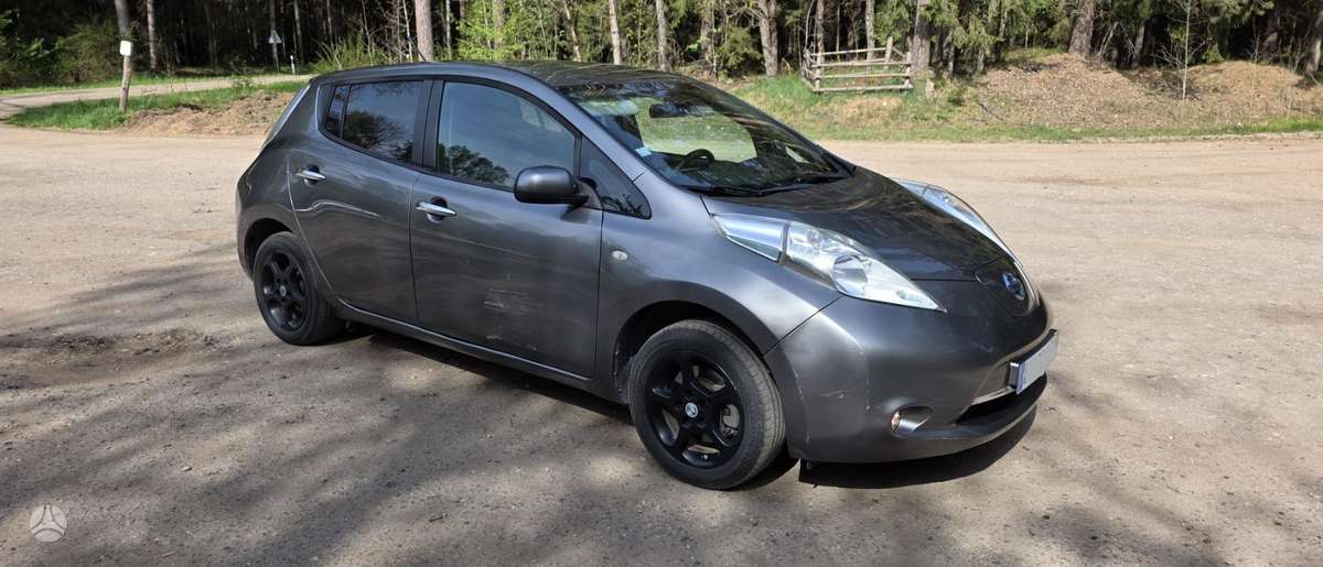 Nissan Leaf, 26 kWh, hatchback