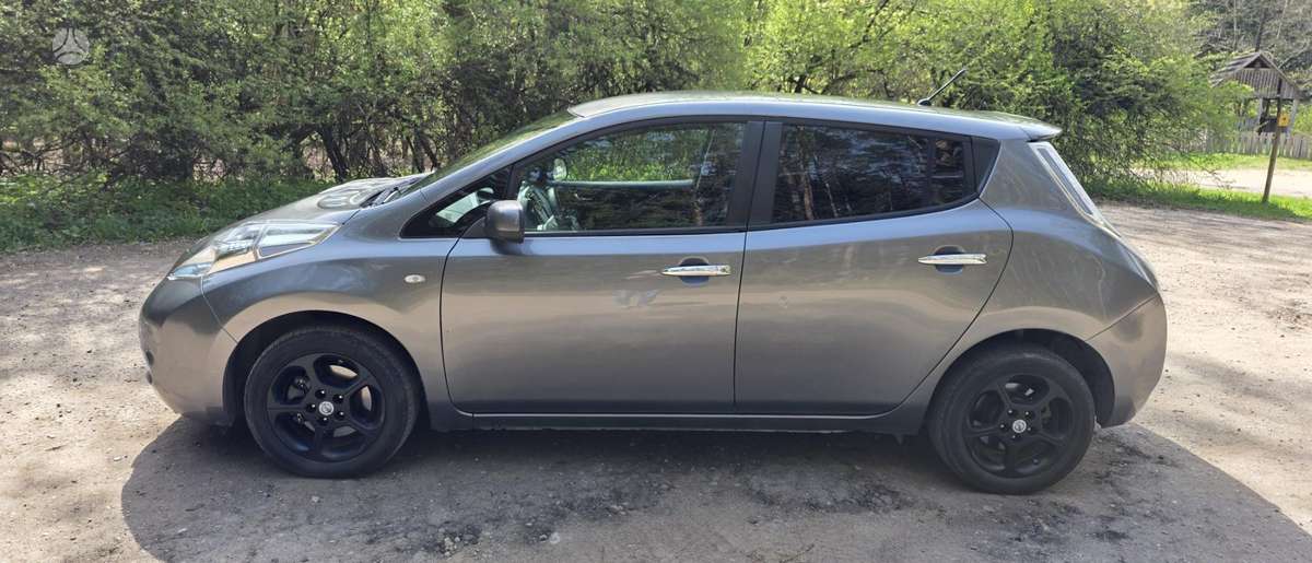 Nissan Leaf, 26 kWh, hatchback