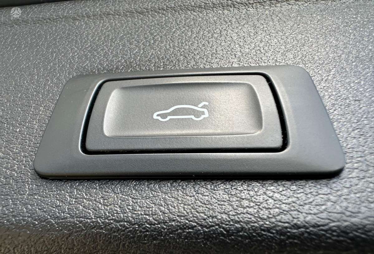 Audi A4, 2.0 l., Универсал
