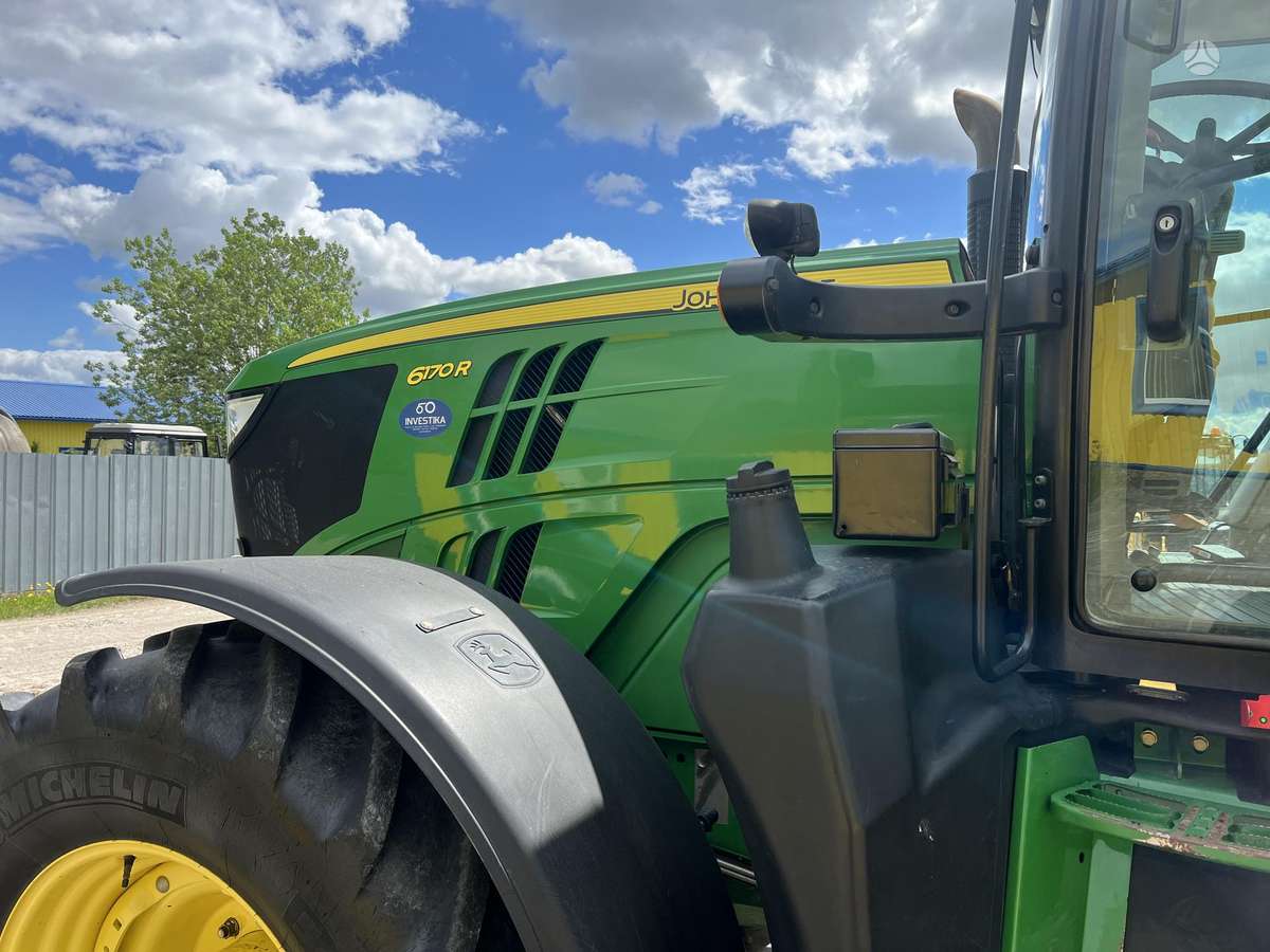 John Deere 6170R, tractors