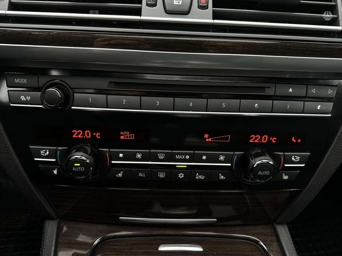 BMW 730, 3.0 l., Седан