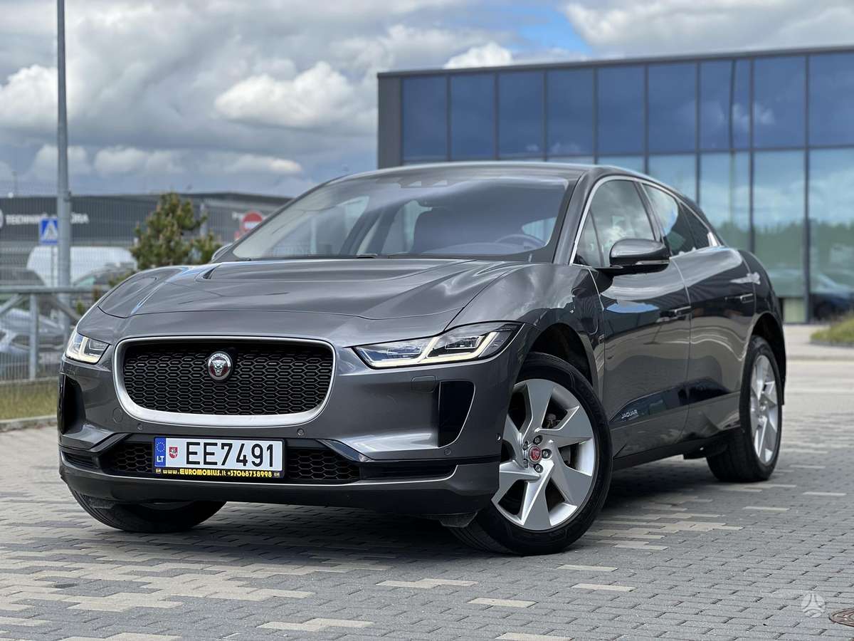 Jaguar I-Pace, off-road / crossover