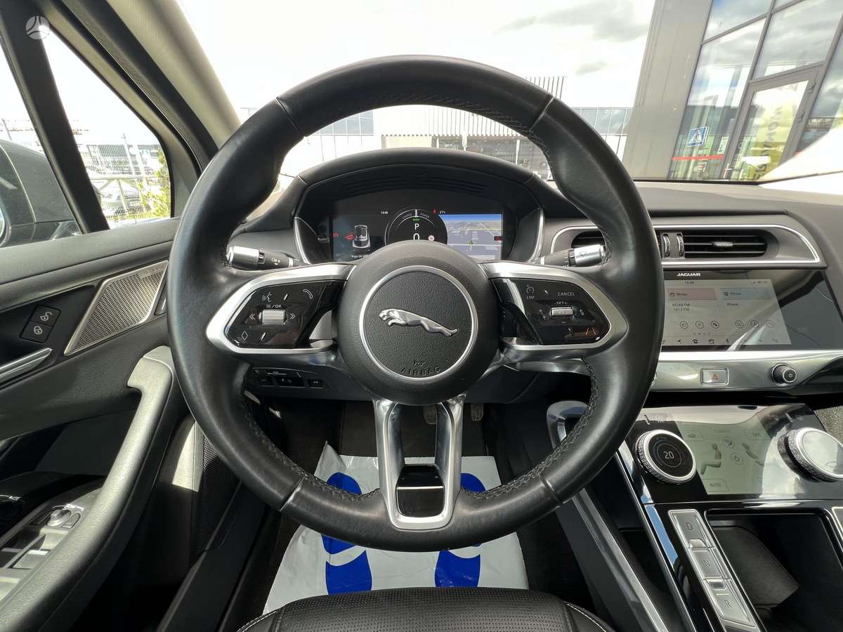 Jaguar I-Pace, Внедорожник / Кроссовер