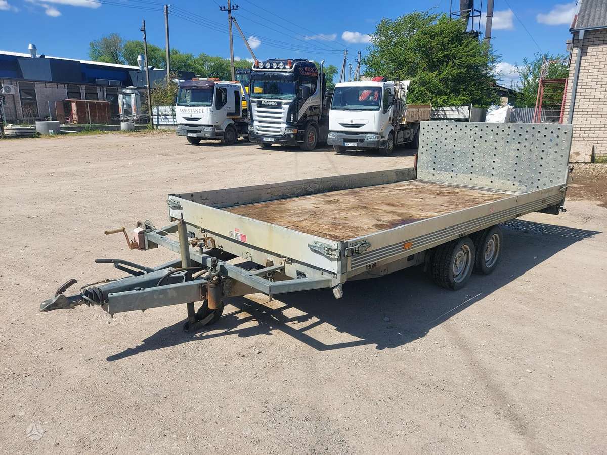 Humbaur 350A1, passenger car trailers