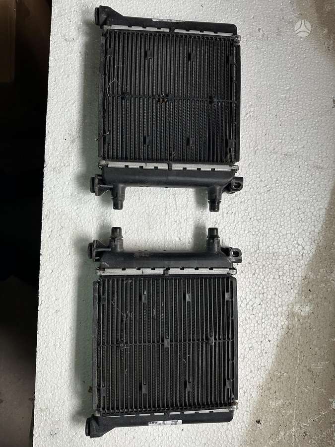 BMW 2 serija apdailos detalės