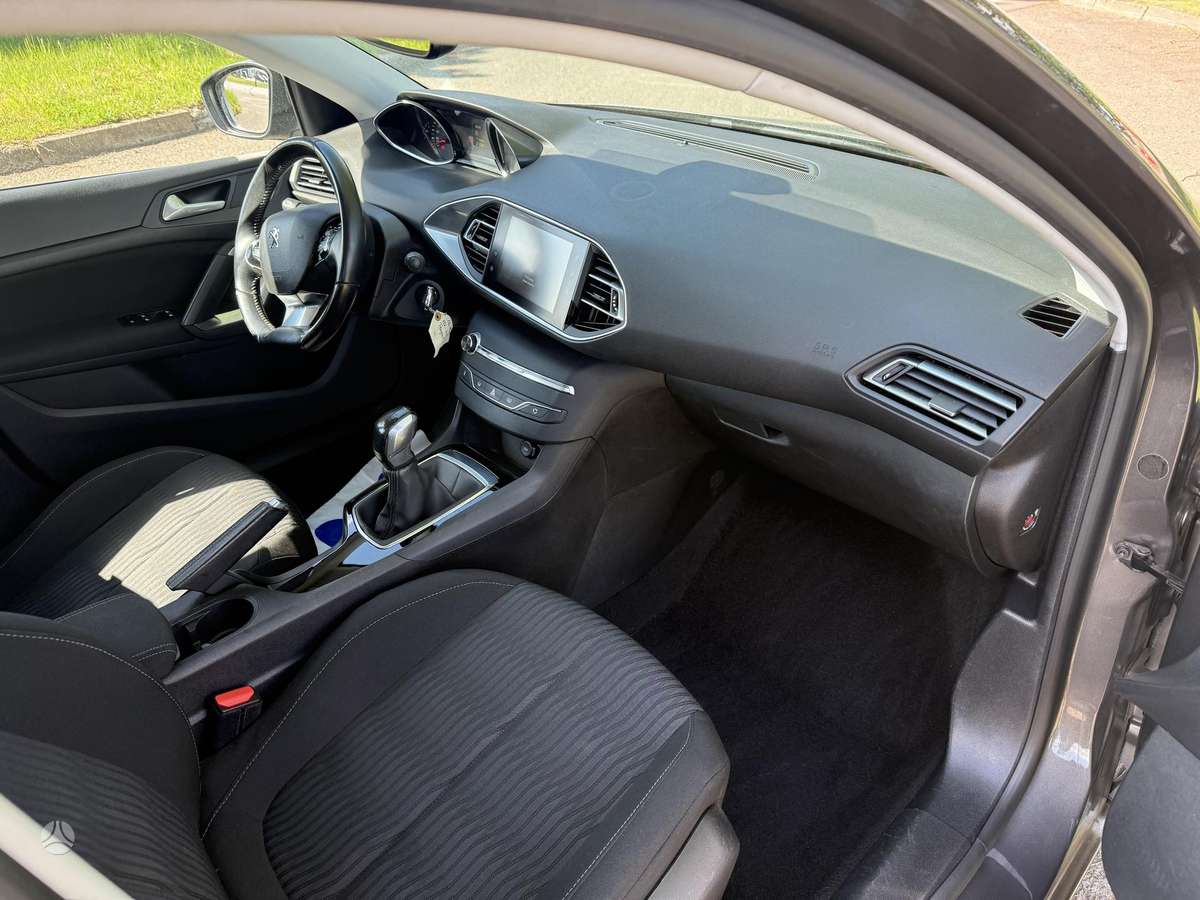 Peugeot 308, 1.6 l., Универсал