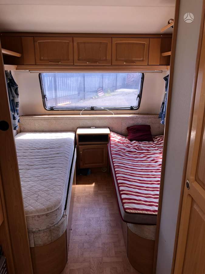 Knaus Azur 540, кемперы
