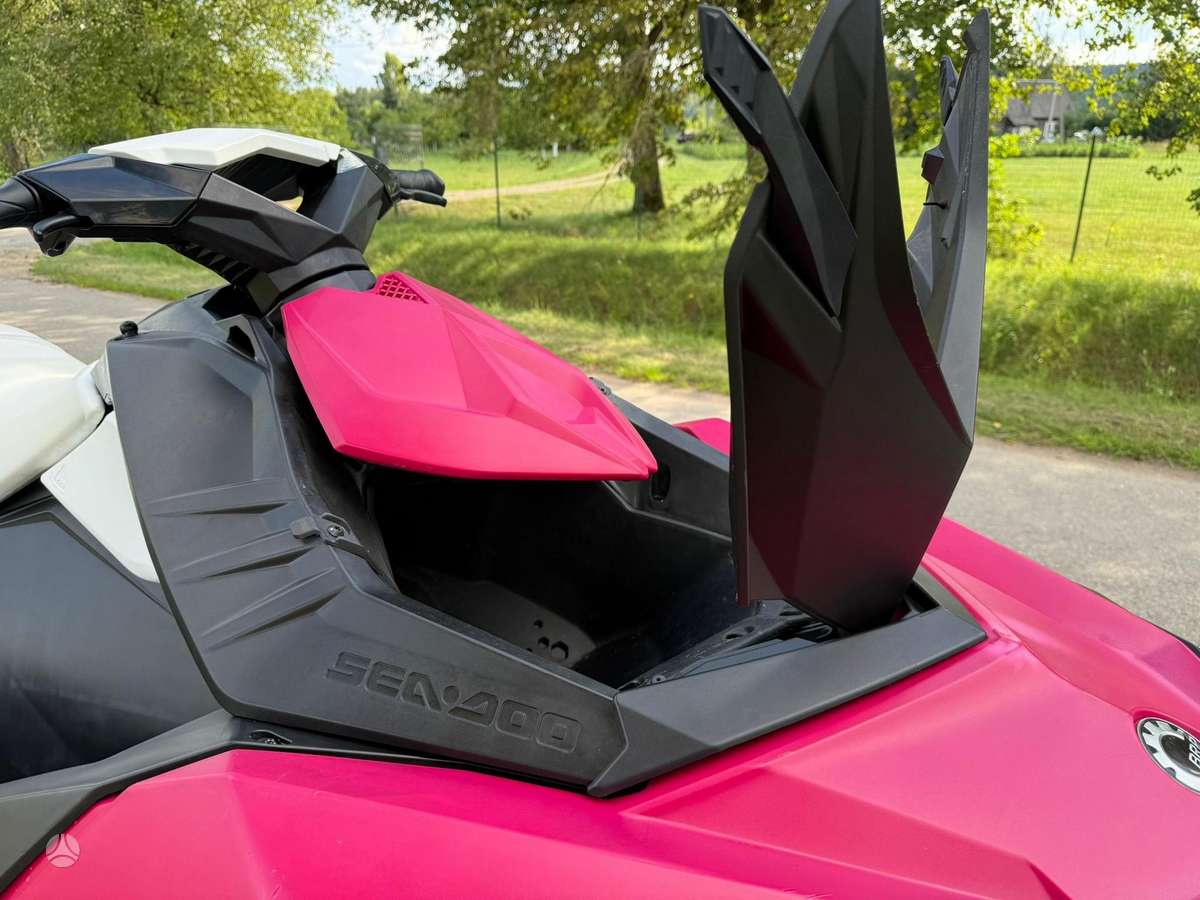 Sea-Doo Spark 2up, водные мотоциклы