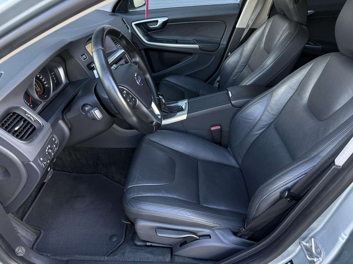 Volvo V60, 2.4 l., Универсал