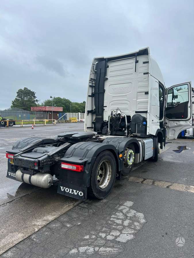 Volvo FH 500, single sleeper