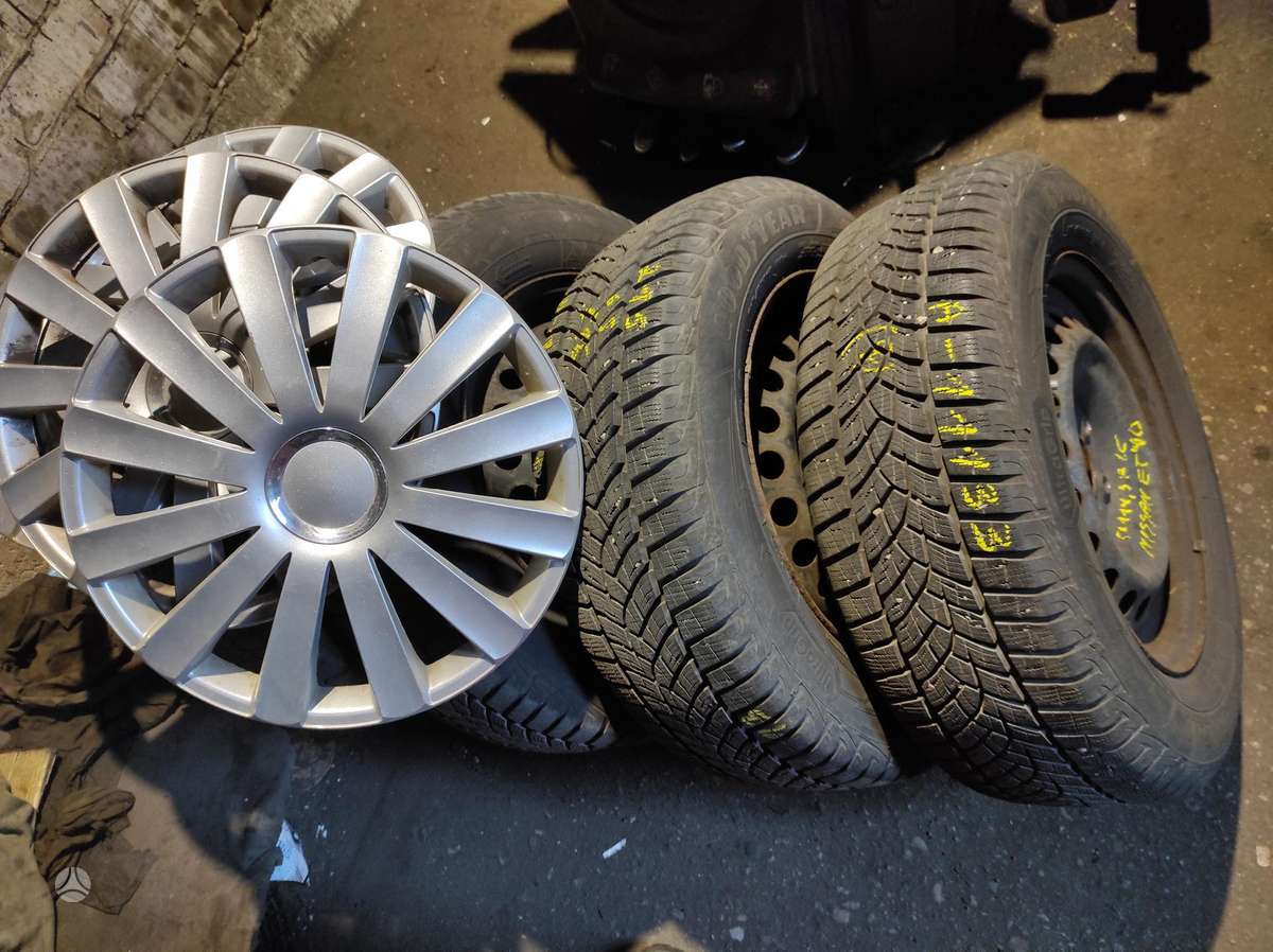 Dunlop, žieminės 215/65 R16