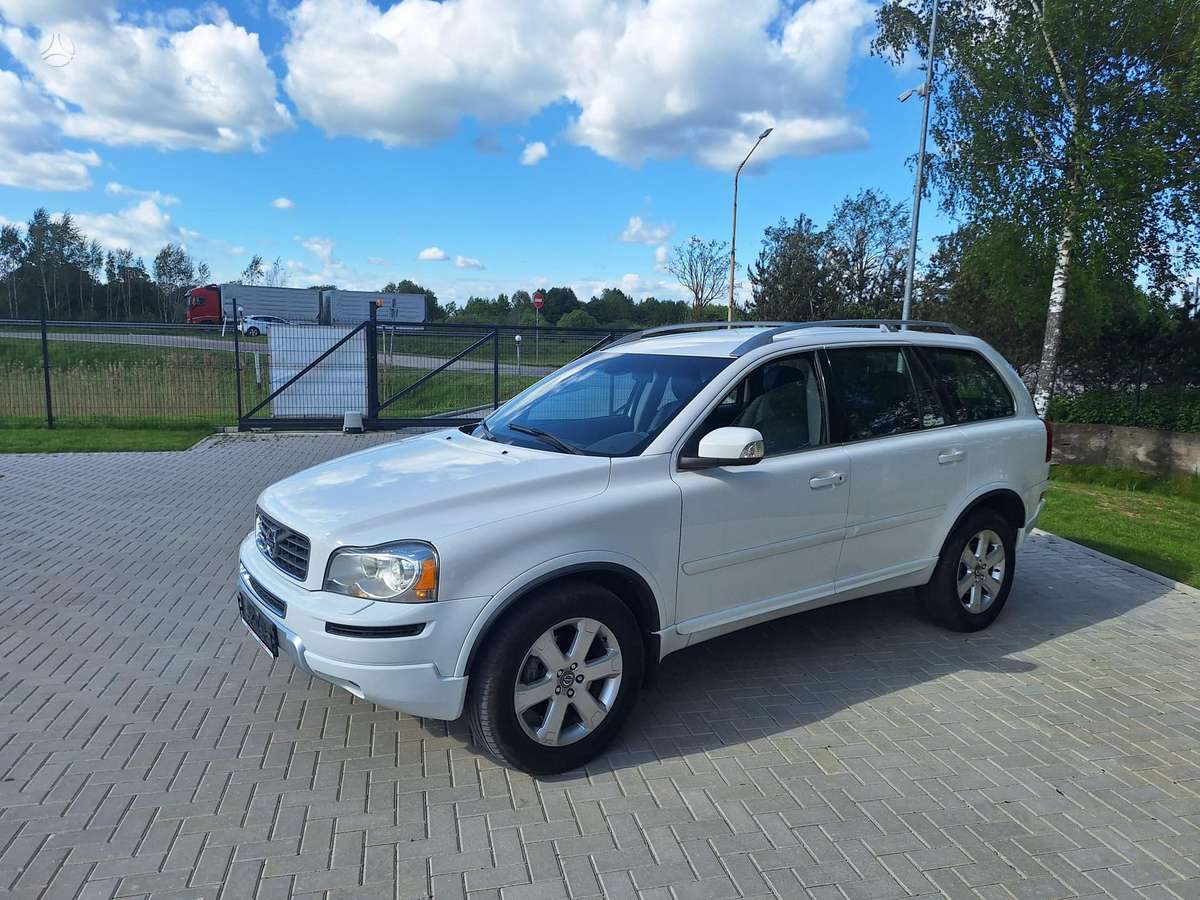 Volvo XC90 - 8