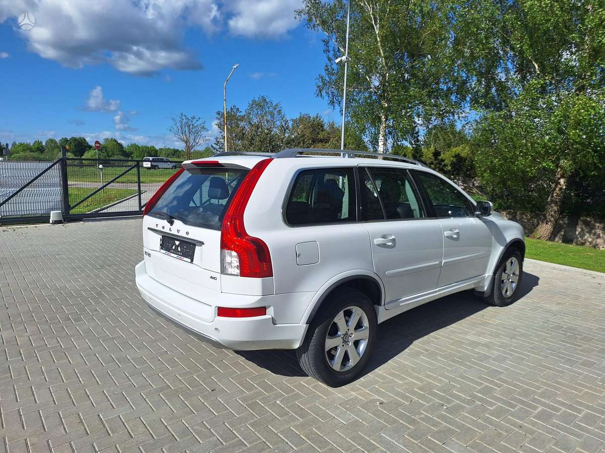 Volvo XC90 - 9