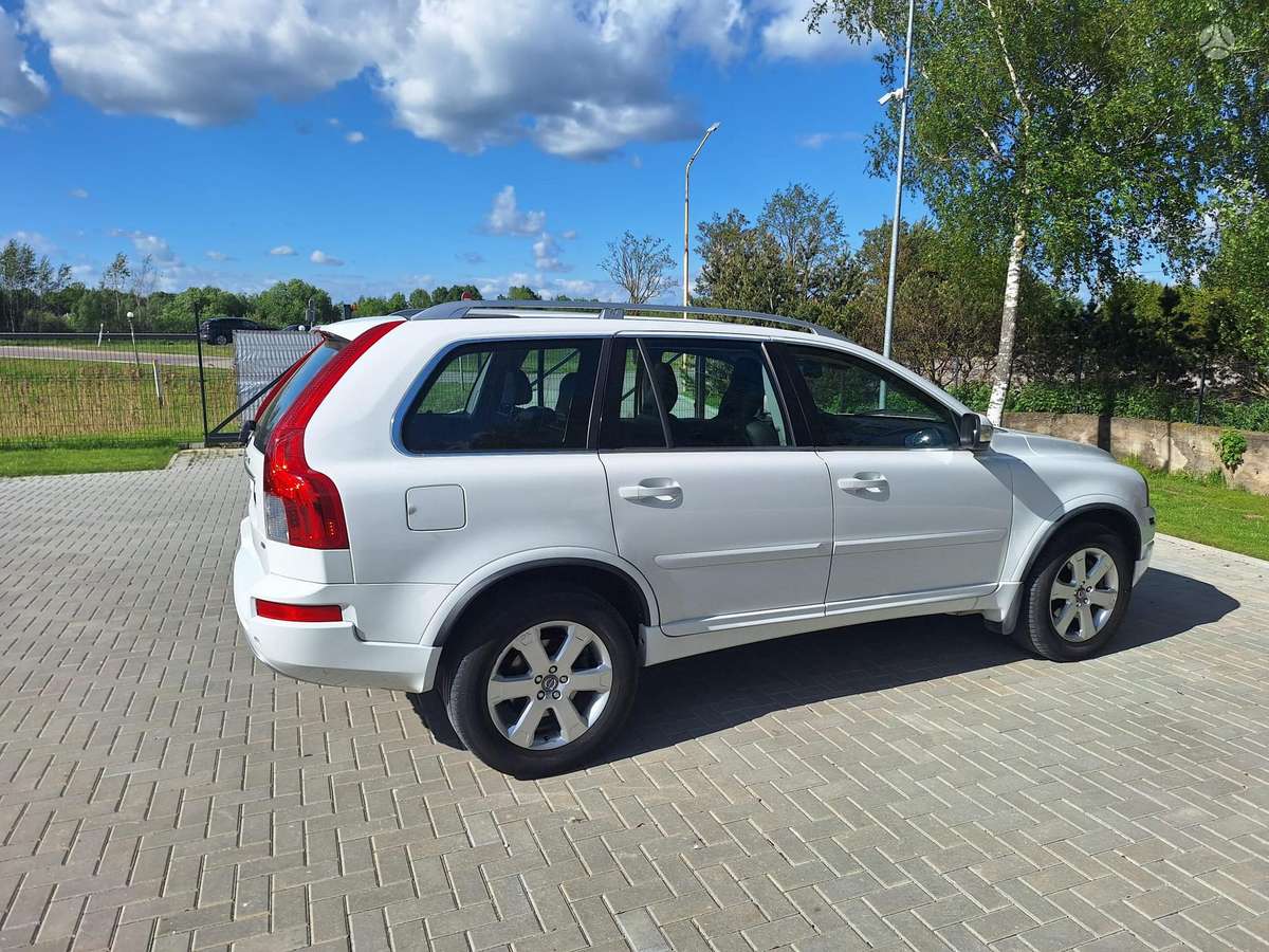 Volvo XC90 - 5