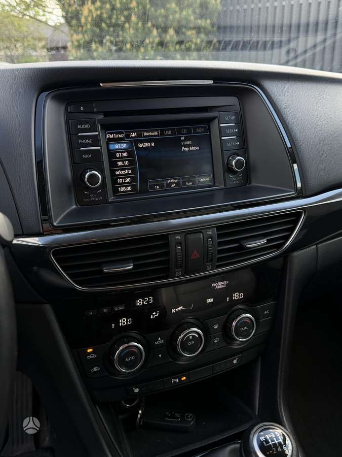 Mazda 6, 2.2 l., wagon