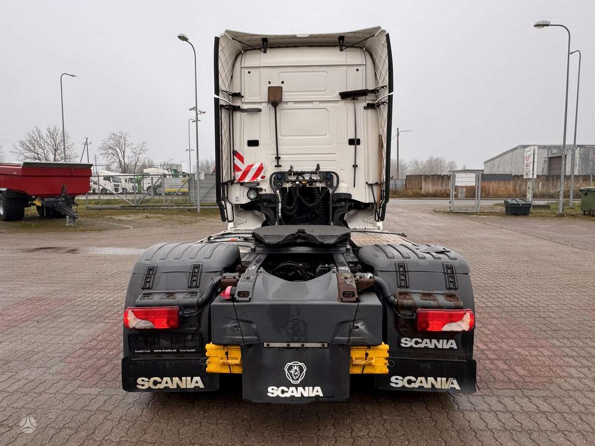 Scania R450, 2 miegamosios vietos