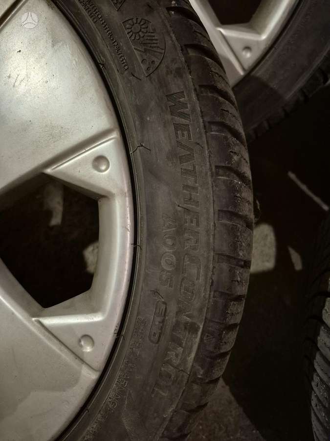 Bridgestone, universalios 225/45 R17