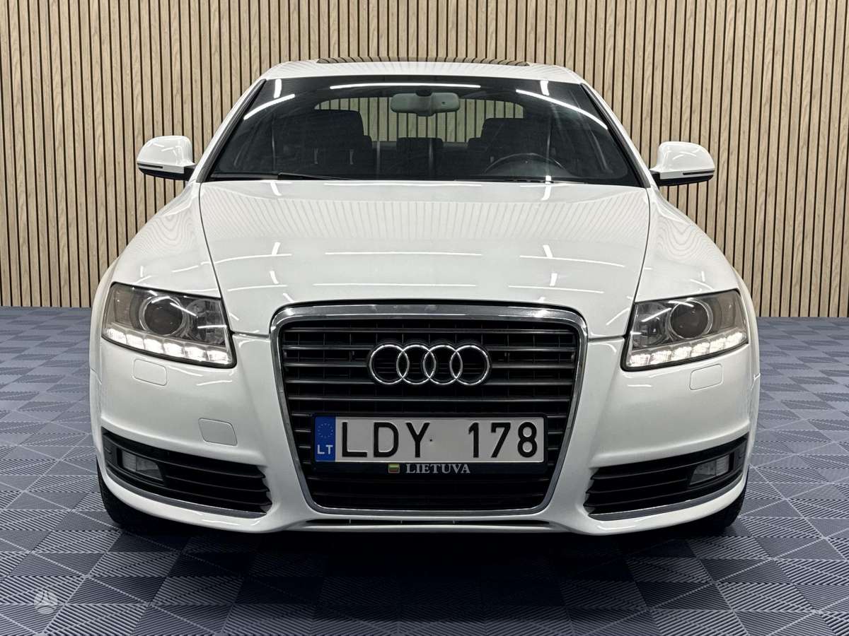 Audi A6, 2.0 l., Седан