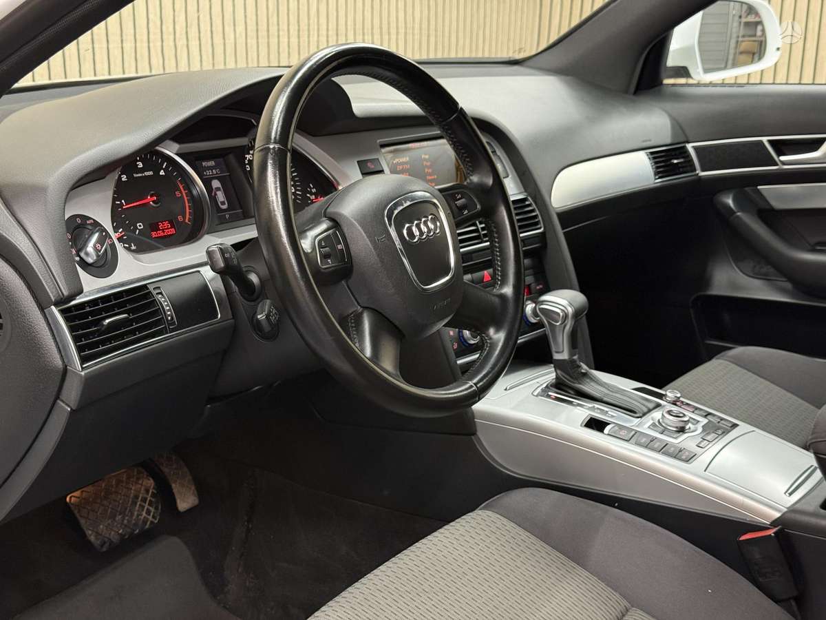 Audi A6, 2.0 l., Седан