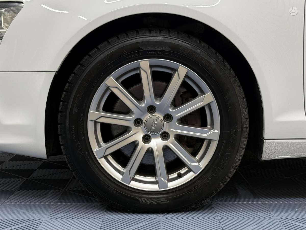 Audi A6, 2.0 l., Седан