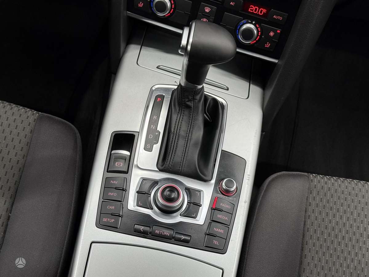 Audi A6, 2.0 l., Седан