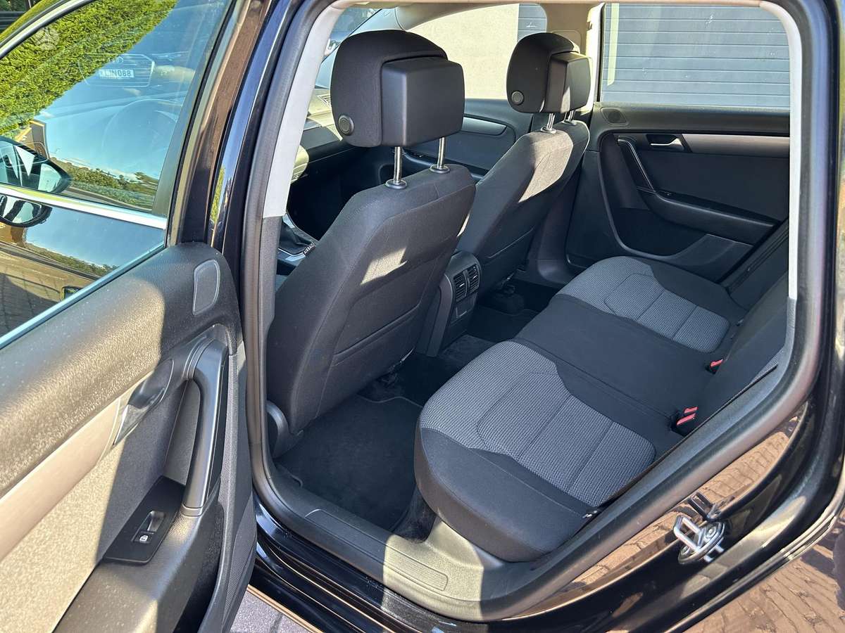 Volkswagen Passat, 1.6 l., Универсал