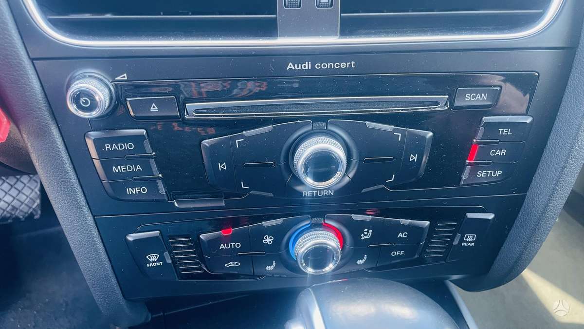 Audi A4, 2.0 l., Универсал