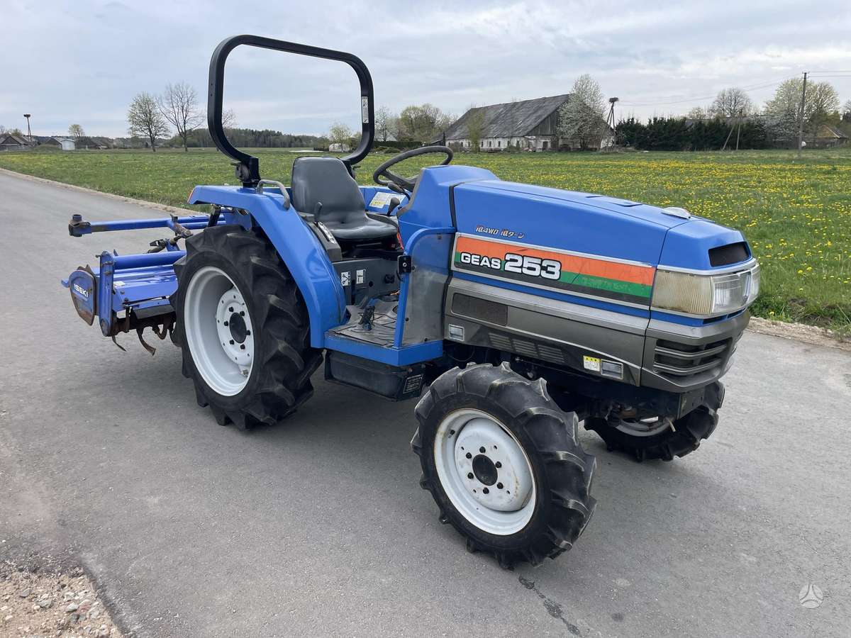 Iseki Geas253, tractors