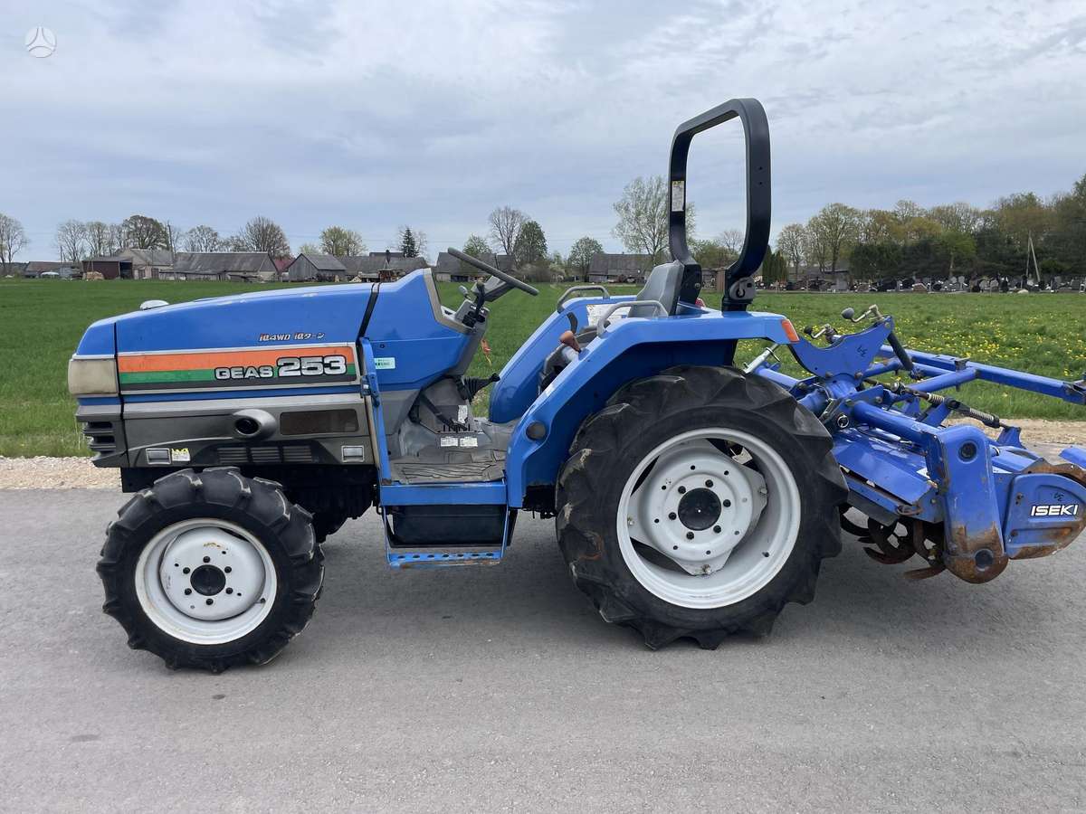 Iseki Geas253, tractors