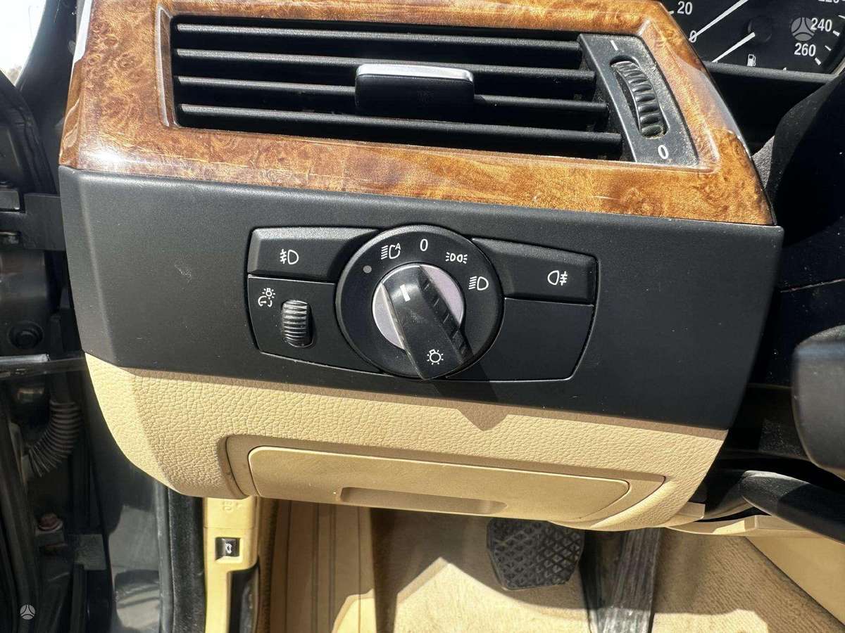BMW 520, 2.0 l., Седан