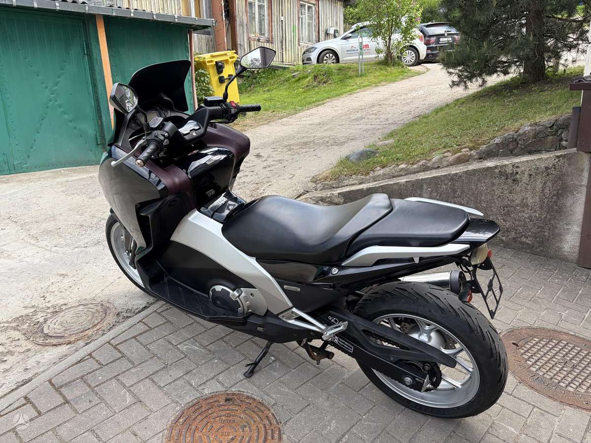 Honda NC 700cc, street / classic