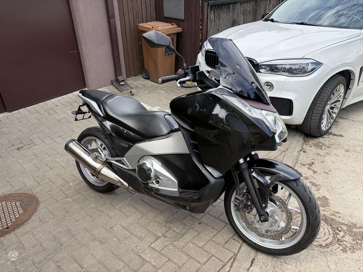 Honda NC 700cc, street / classic
