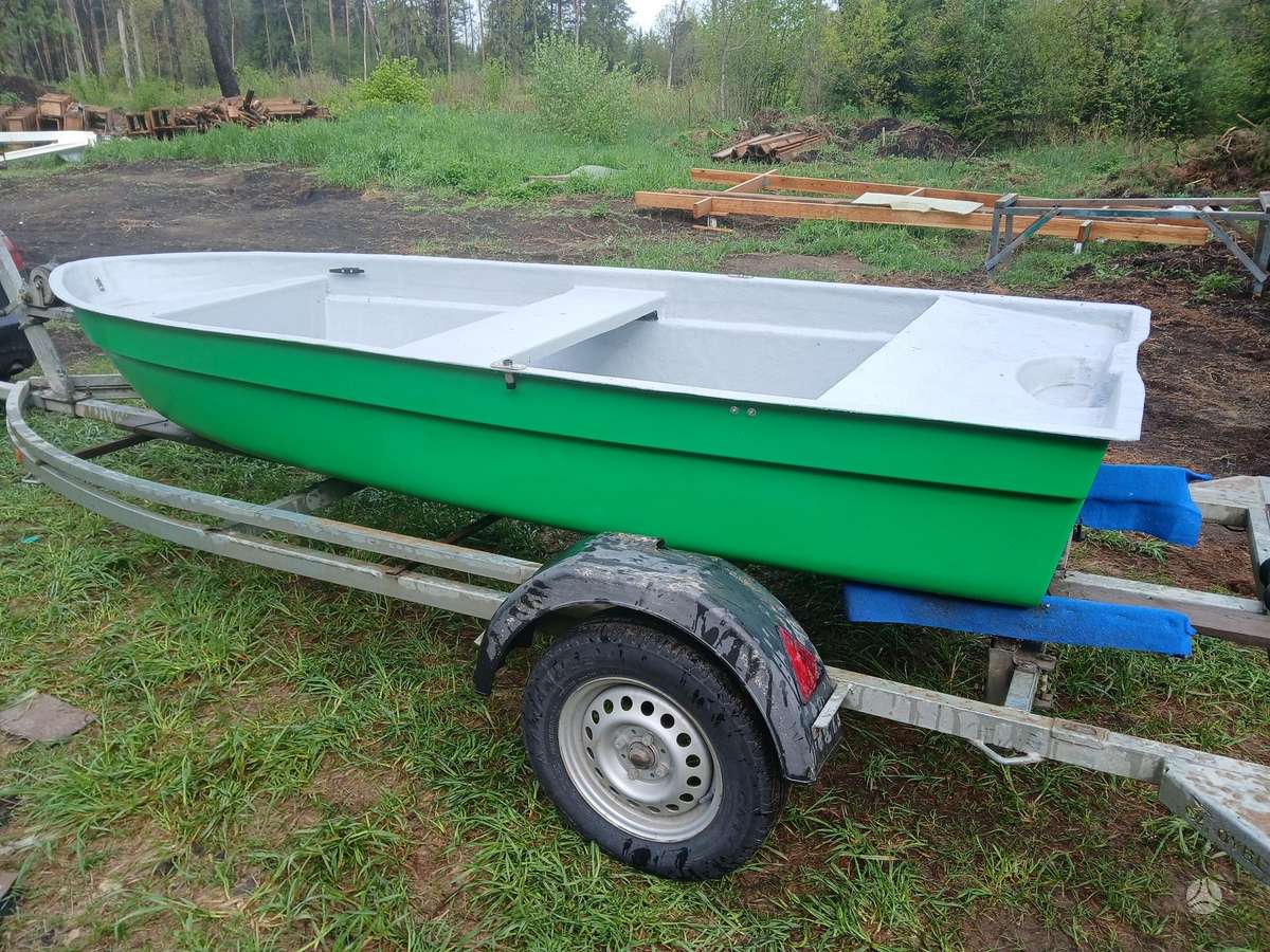 REEF 3.50m, plastic boats
