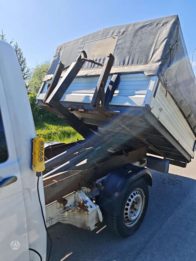 Volkswagen Transporter - 4