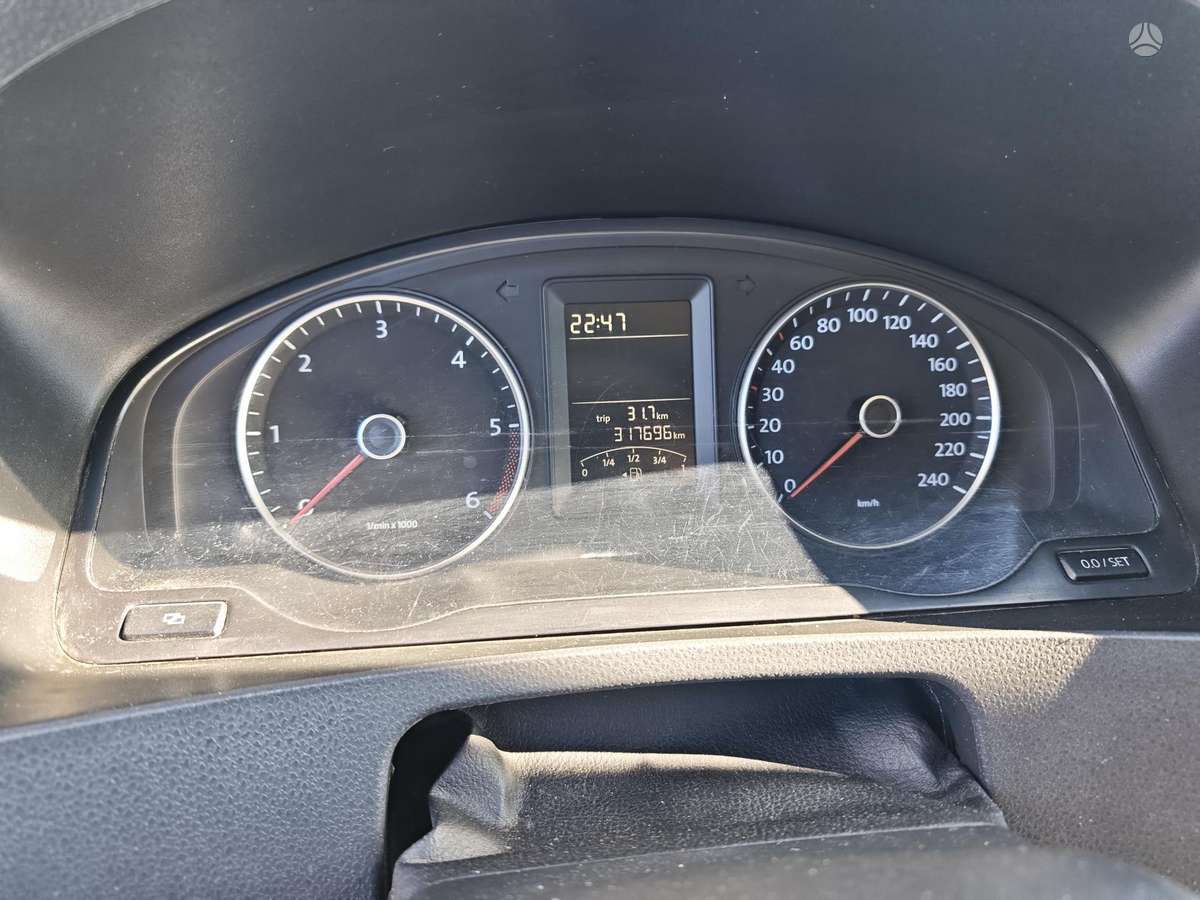 Volkswagen Transporter - 12