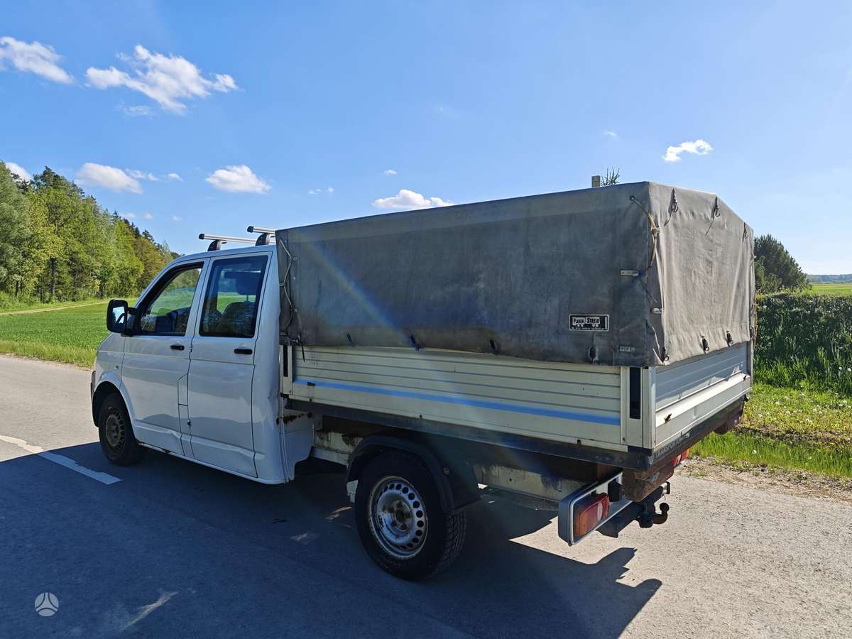 Volkswagen Transporter - 9