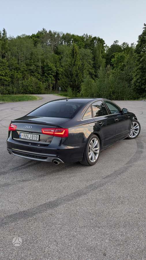 Audi A6, 3.0 l., Седан