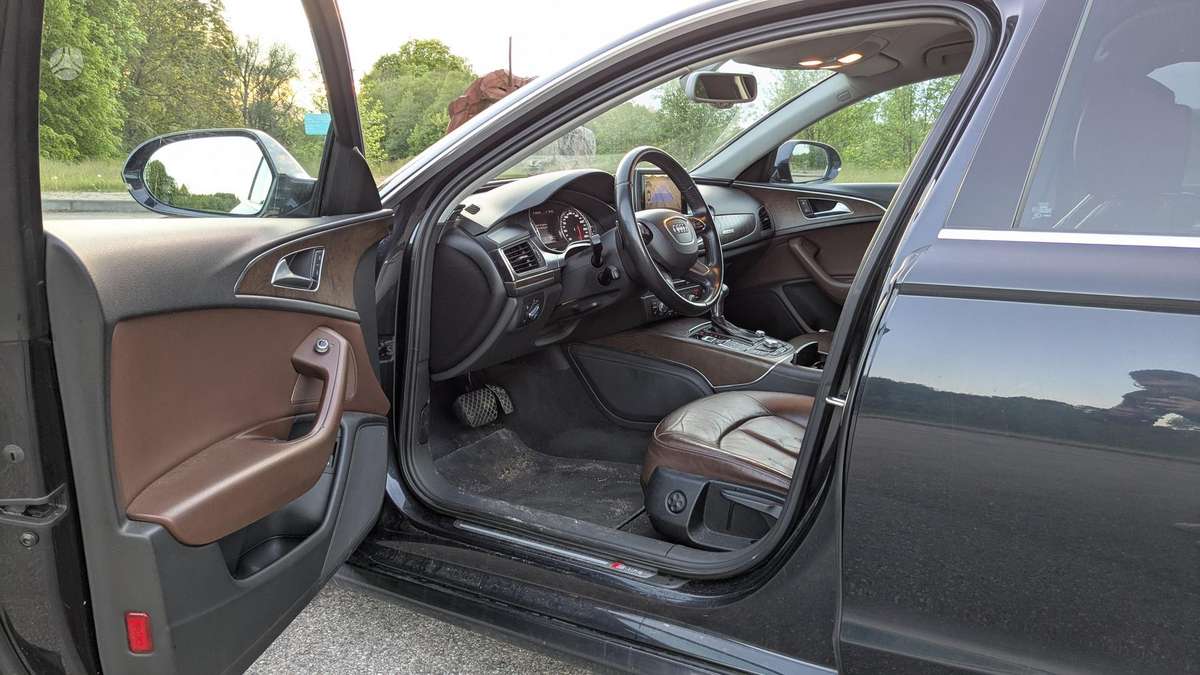 Audi A6, 3.0 l., Седан