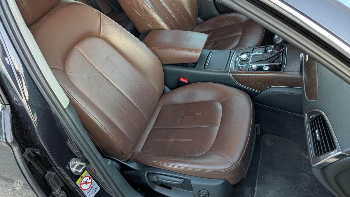 Audi A6, 3.0 l., Седан