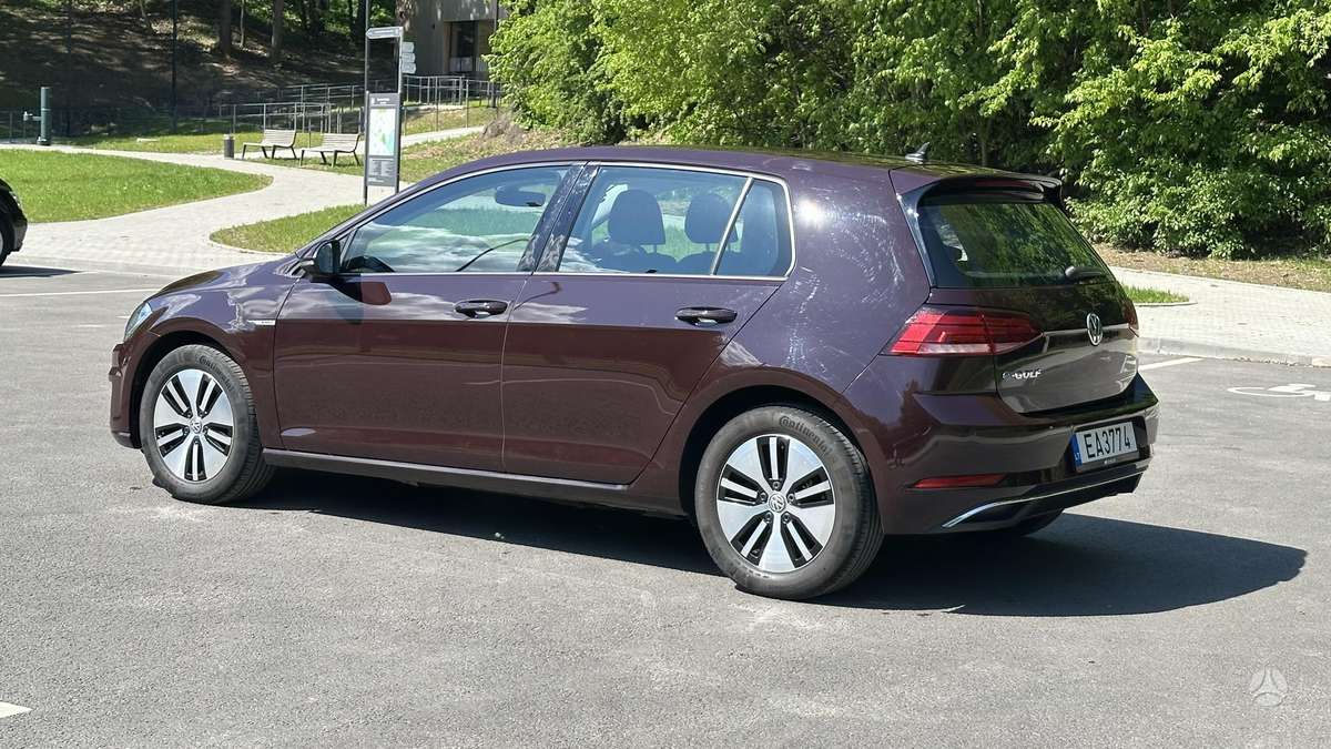 Volkswagen Golf, 36 kWh, hatchback