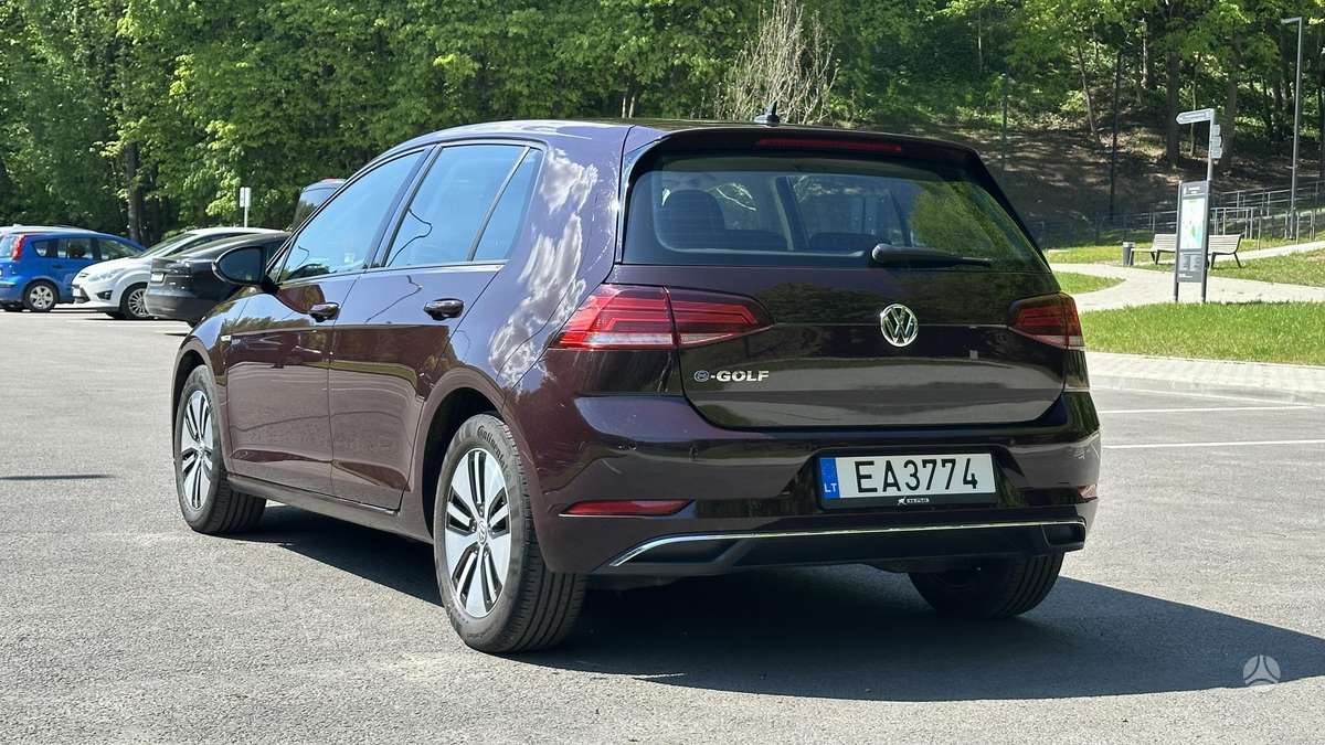 Volkswagen Golf, 36 kWh, hatchback