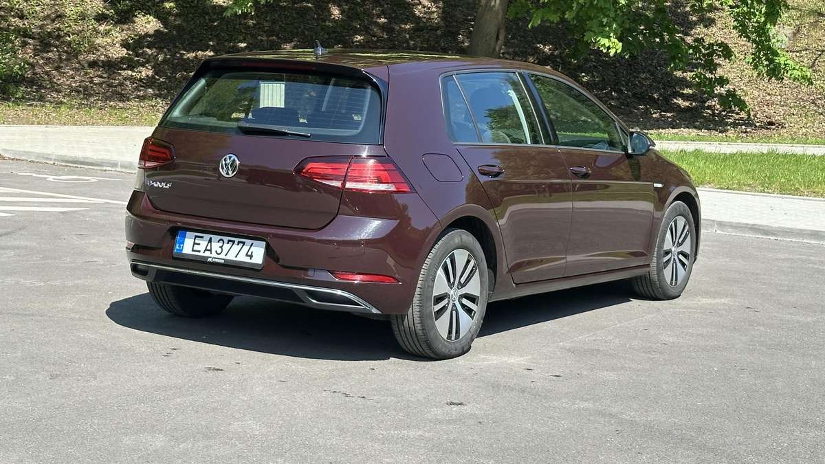 Volkswagen Golf, 36 kWh, hatchback