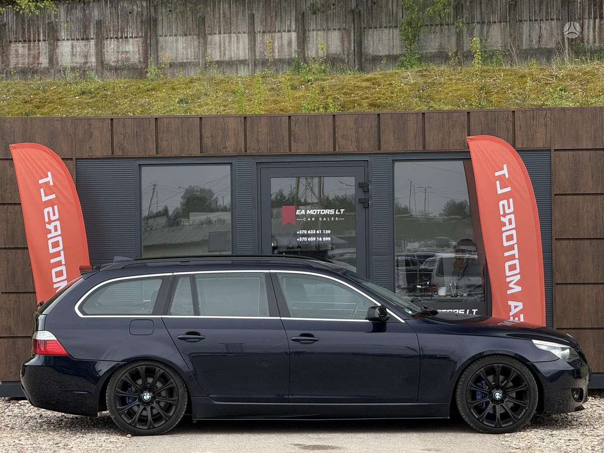 BMW 525, 3.0 l., wagon