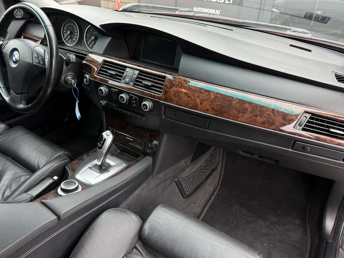 BMW 525, 3.0 l., wagon