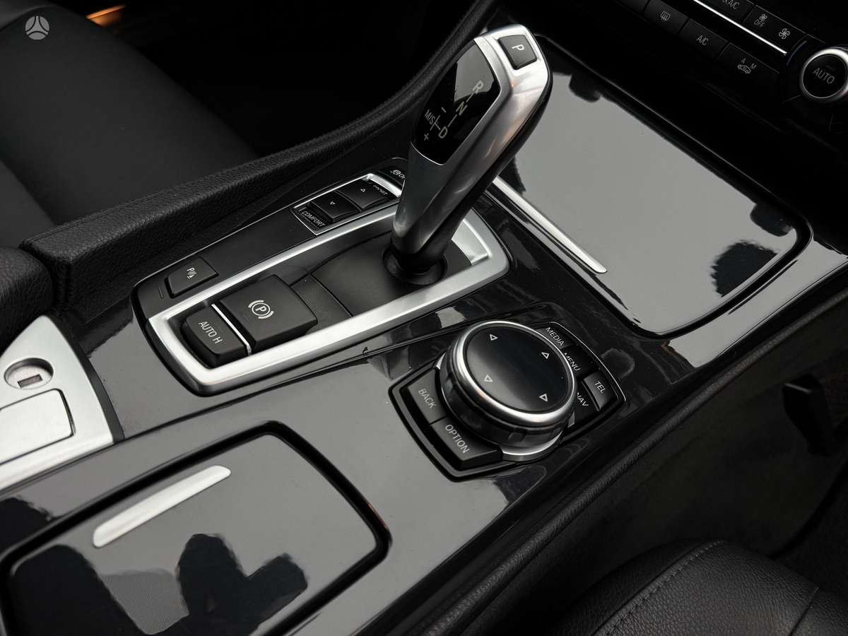 BMW 520, 2.0 l., universalas